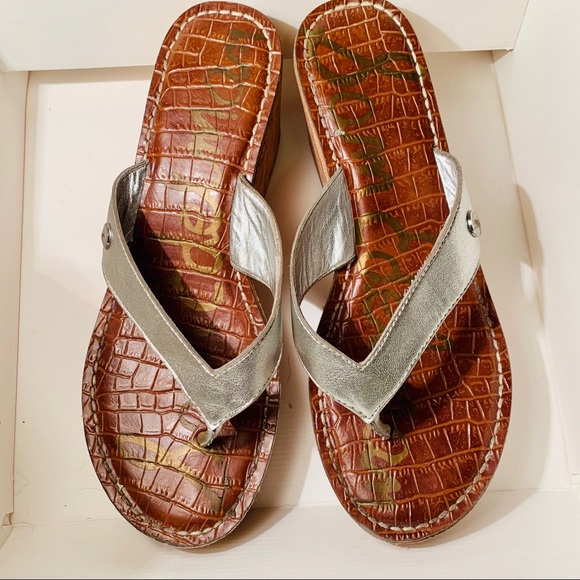 - Sam Edelman Romy Sandals in Silver - Picture 4 of 5